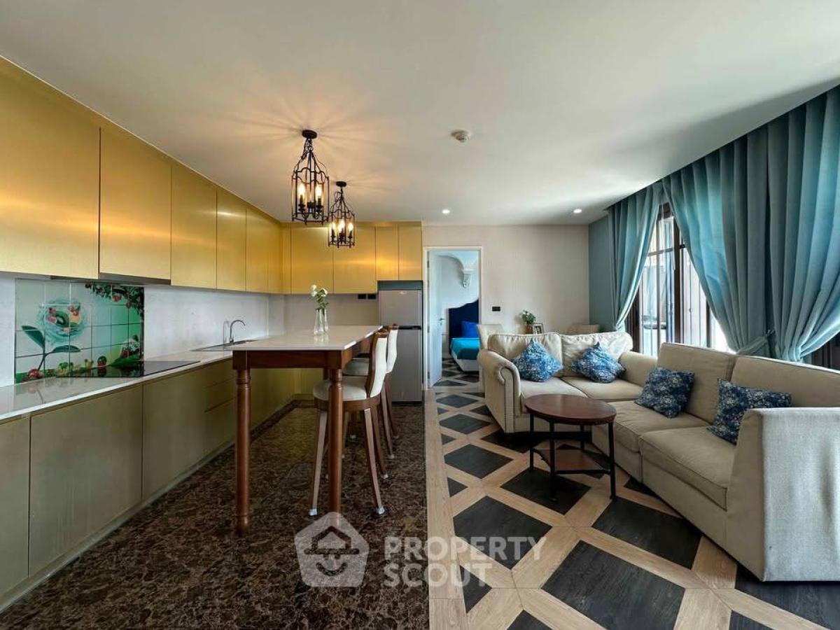 For SaleCondoPattaya, Bangsaen, Chonburi : 2-BR Condo at Espana Condo Resort Pattaya close to Pattaya