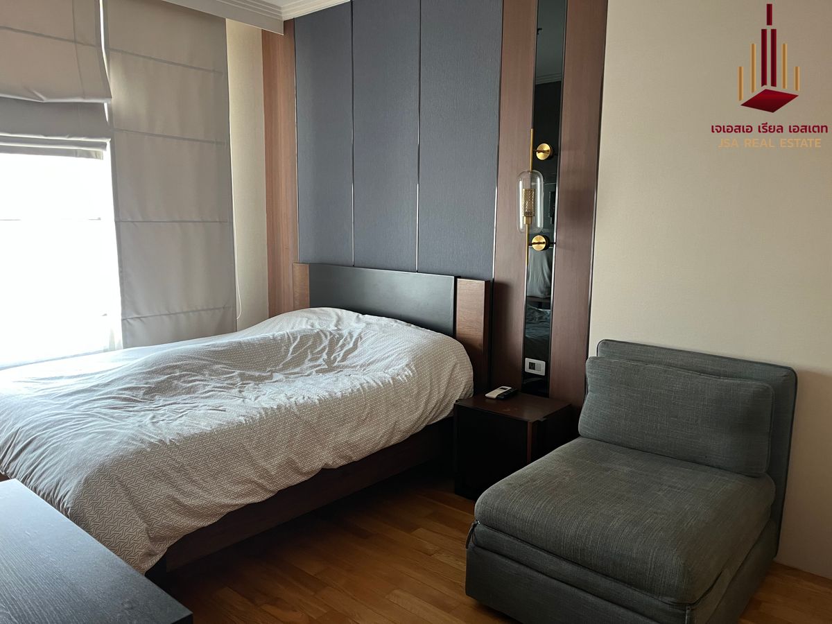 ขายคอนโดสาทร นราธิวาส : ✨ For Sale: The Empire Place Condo ✨  💰 Only 20,500,000 THB