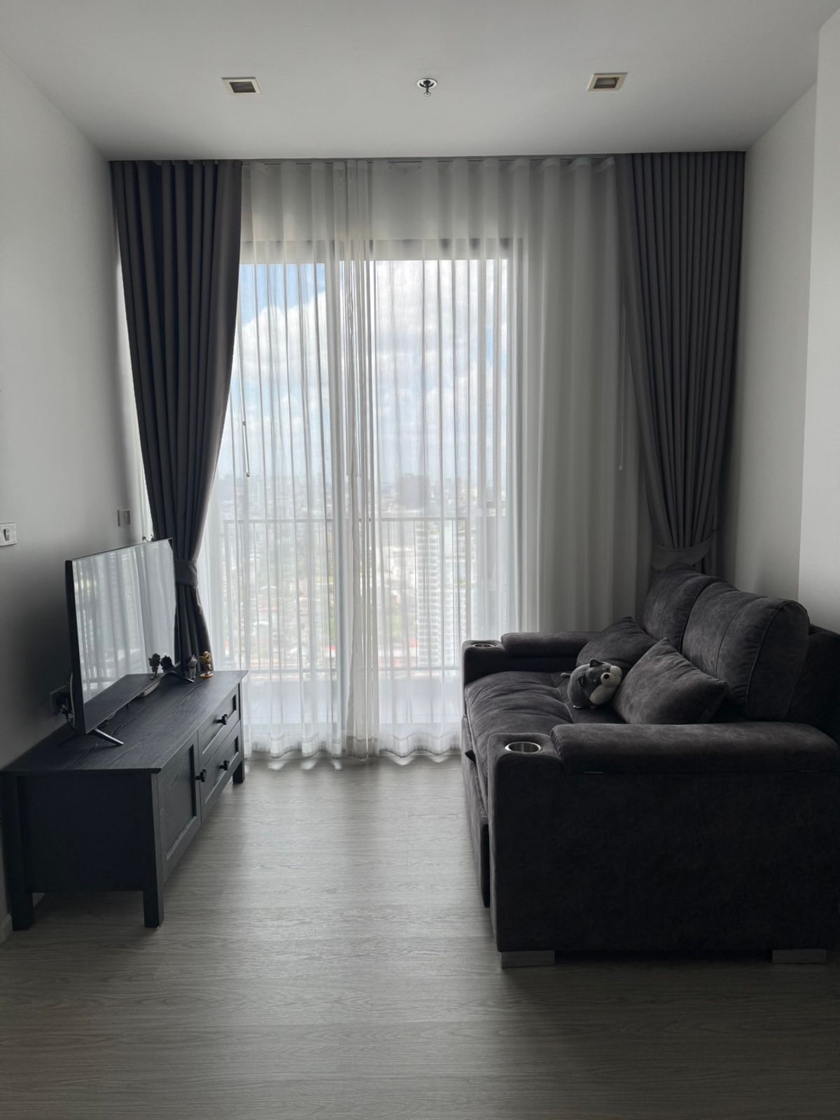 ขายคอนโดรัชดา ห้วยขวาง : Quinn Condo / 1 Bedroom (FOR SALE), ควินน์ คอนโดมิเนียม / 1 ห้องนอน (ขาย) CHER121