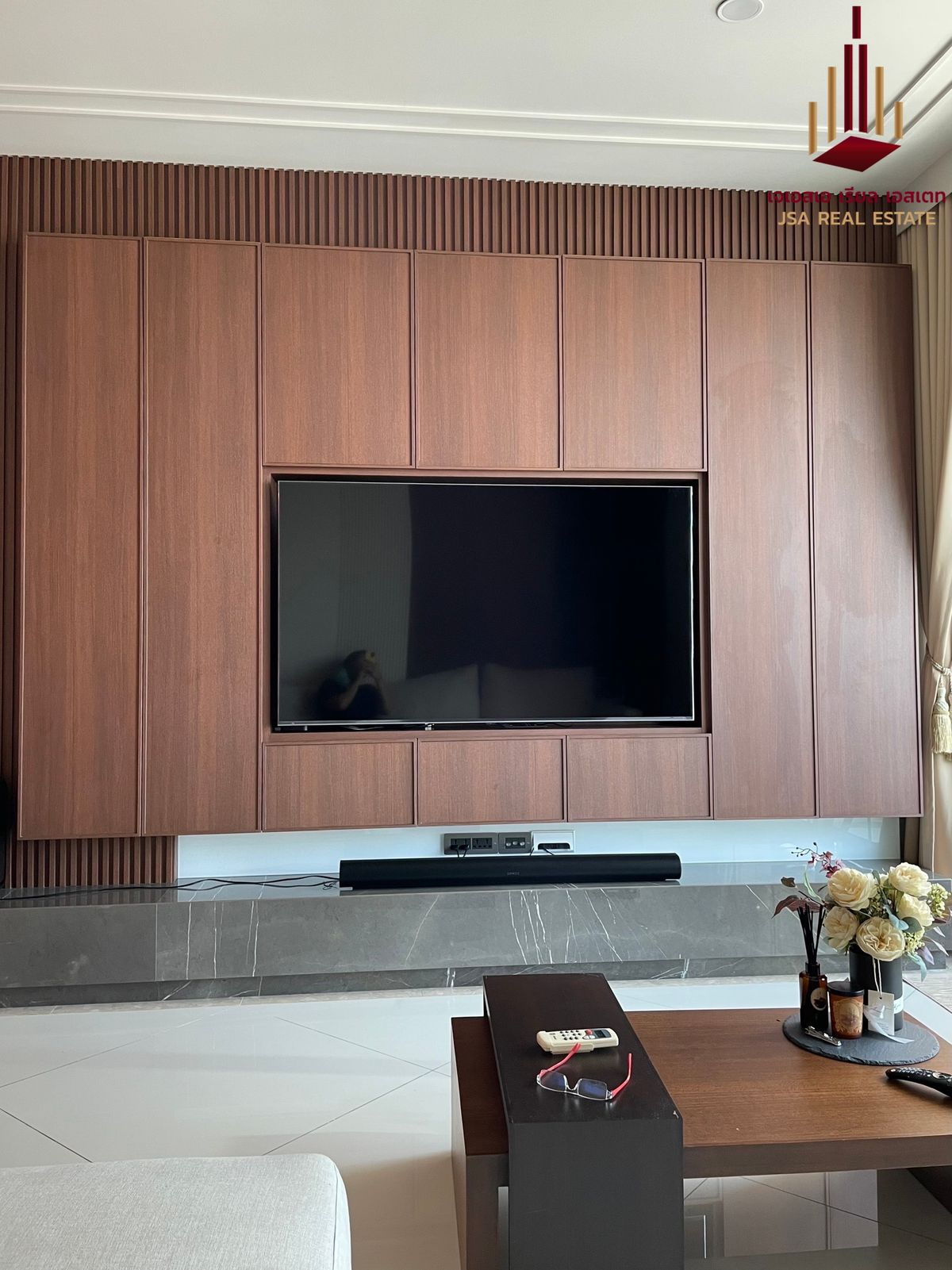 For SaleCondoSathorn, Narathiwat : ✨ For Sale: The Empire Place Condo ✨ 💰 ONLY 20,900,000 THB