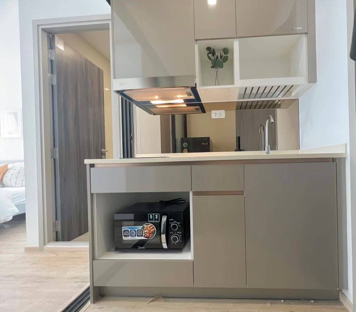 For RentCondoPattanakan, Srinakarin : For rent 📍 The Rich Rama 9 - Srinakarin 📍 Fully furnished and equipped with appliances, near Samitivej Hospital