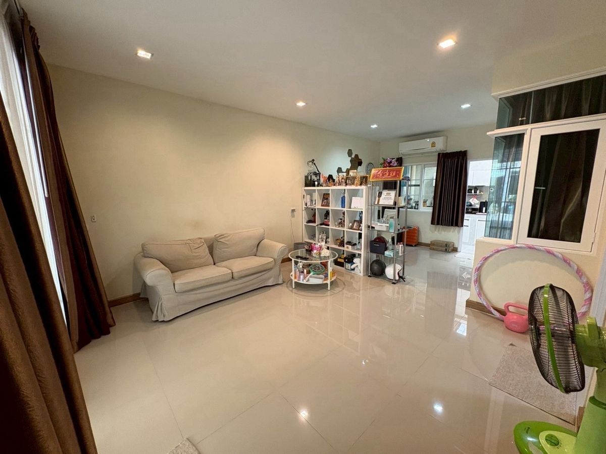 For SaleTownhomePattanakan, Srinakarin : Golden Town 2