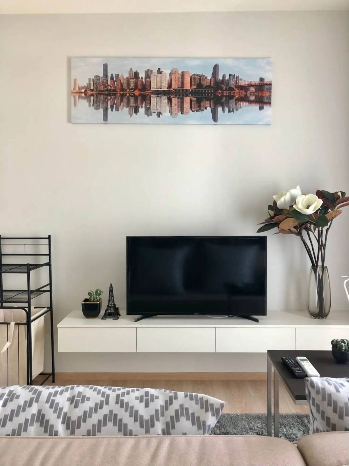 ขายคอนโดรัชดา ห้วยขวาง : ขายด่วน ✨ Noble Revolve Ratchada 2 ✨ 2 ห้องนอน 2 ห้องน้ำ เฟอร์นิเจอร์ และ เครื่องใช้ไฟฟ้าครบ 