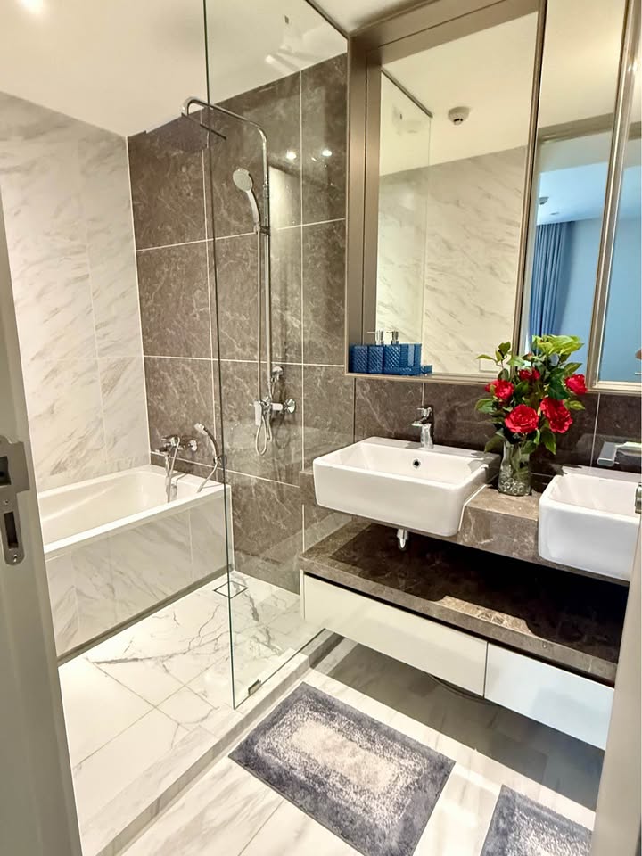 For RentCondoSukhumvit, Asoke, Thonglor : 🔥Urgent Rental🔥 Finn Asoke: Luxuriously decorated, fully furnished, ready to move in, near Benjakitti Park and BTS Asoke.