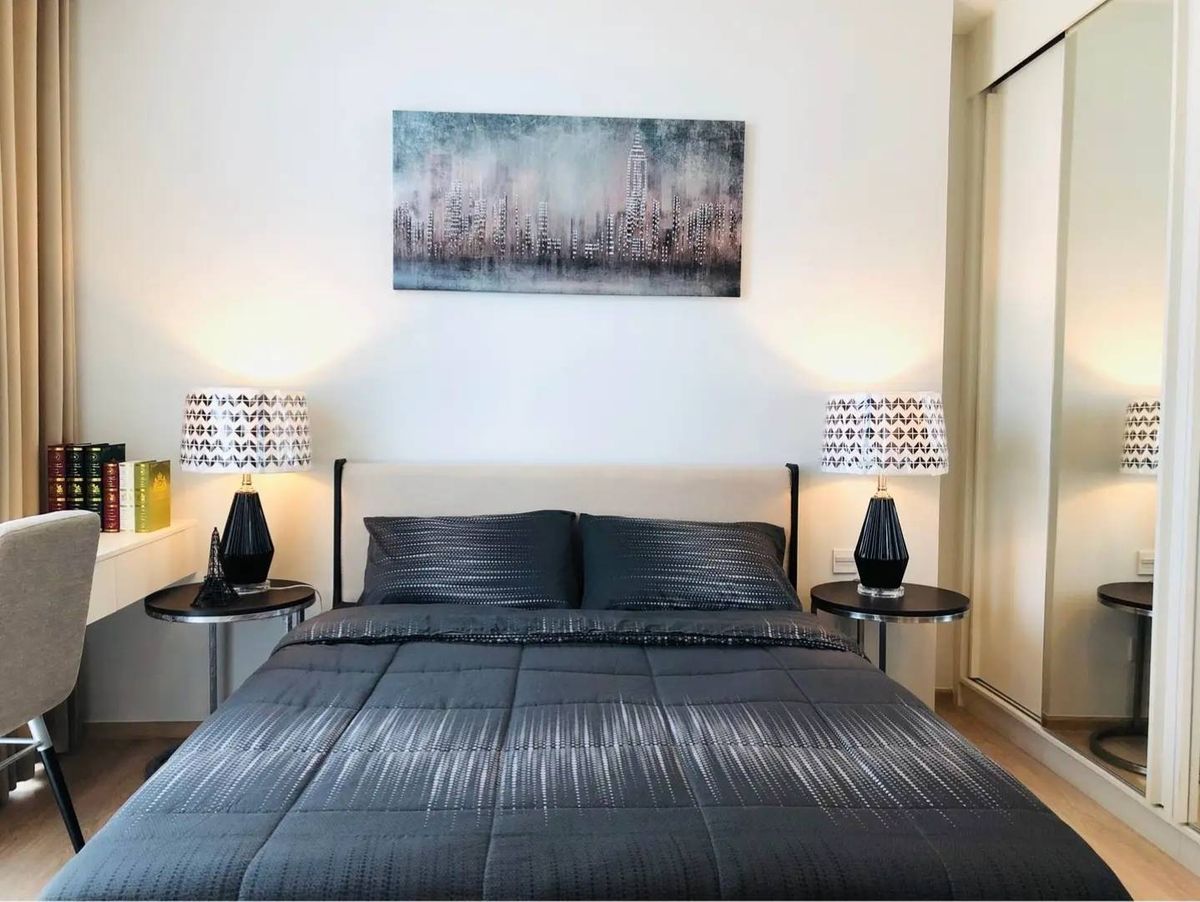 ขายคอนโดรัชดา ห้วยขวาง : ขายด่วน ✨ Noble Revolve Ratchada 2 ✨ 2 ห้องนอน 2 ห้องน้ำ เฟอร์นิเจอร์ และ เครื่องใช้ไฟฟ้าครบ 