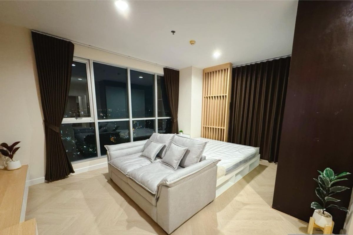 For SaleCondoLadprao, Central Ladprao : Life @ Ladprao 18 / 2 Bedrooms (SALE WITH TENANT), Life @ Ladprao 18 / 2 Bedrooms (SALE WITH TENANT) ML058