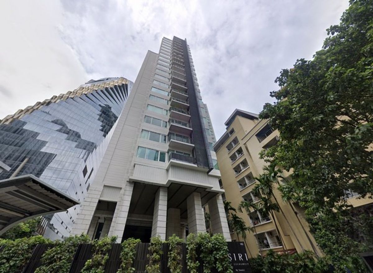 For RentCondoSukhumvit, Asoke, Thonglor : Condo for rent Siri at Sukhumvit (Siri at Sukhumvit) Fully Furnished, corner room, beautiful view, convenient travel, next to BTS Thonglor, in the heart of Bangkok.