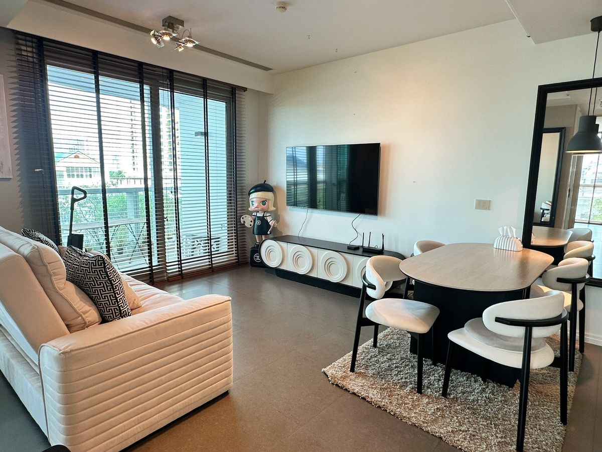ให้เช่าคอนโดวงเวียนใหญ่ เจริญนคร : ให้เช่า The River Condominium ราคา 50,000 บาท [NCr251012]