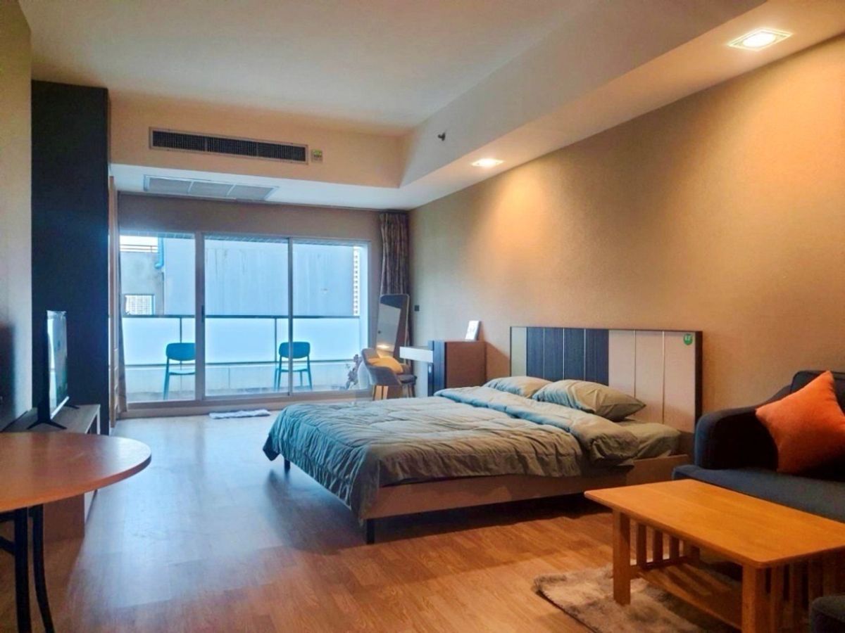 ให้เช่าคอนโดสาทร นราธิวาส : 🔥ให้เช่าคอนโด ห้อง Renovate ใหม่ ฟรี WiFi 
Baan Nonzee condo 