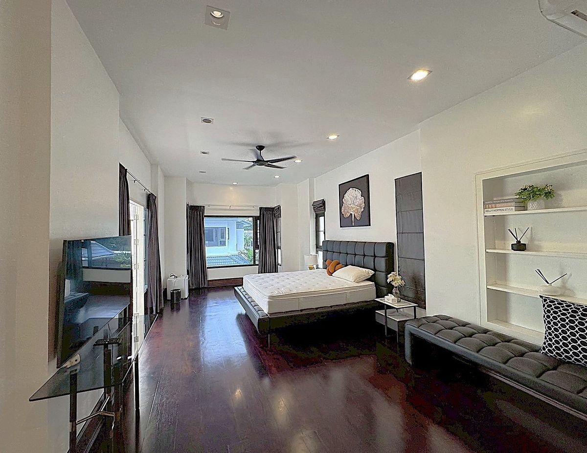 For RentHouseSukhumvit, Asoke, Thonglor : Luxury house with private swimming pool in the heart of Thonglor ** NO CO-AGENT ** 