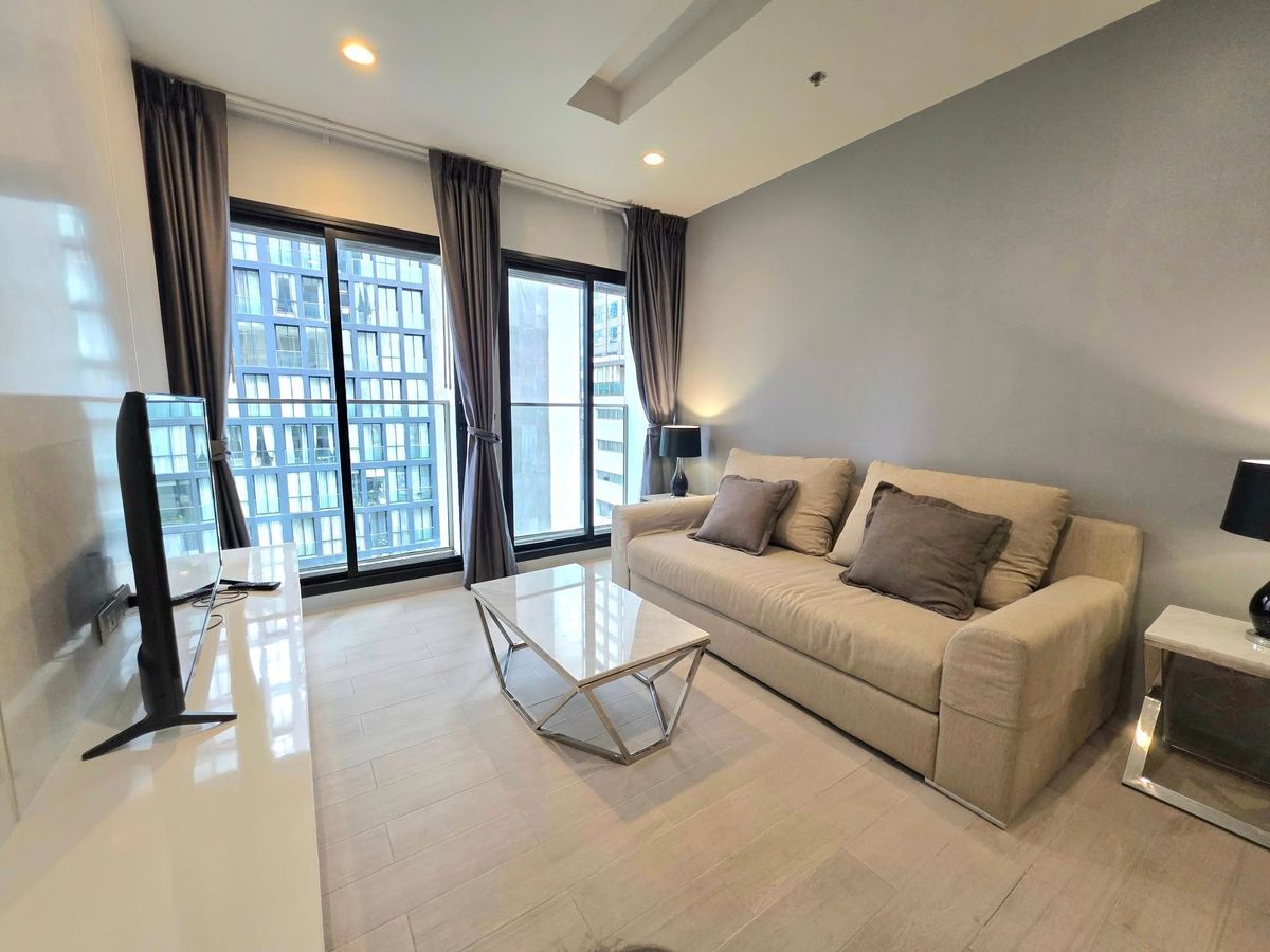 ให้เช่าคอนโดวิทยุ ชิดลม หลังสวน : ให้เช่า Noble Ploenchit ราคา 68,000 บาท [TTr251012]