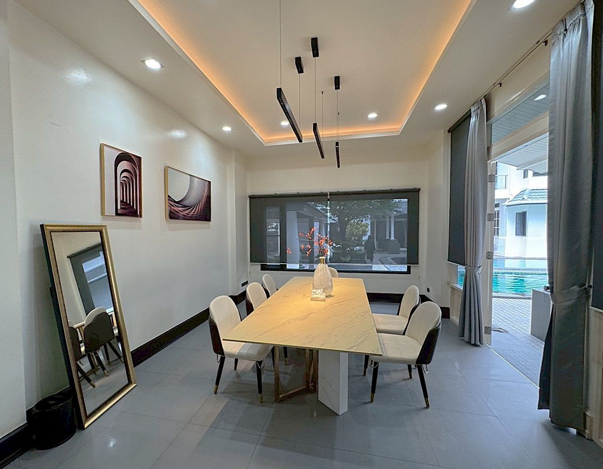 For RentHouseSukhumvit, Asoke, Thonglor : Luxury house with private swimming pool in the heart of Thonglor ** NO CO-AGENT ** 