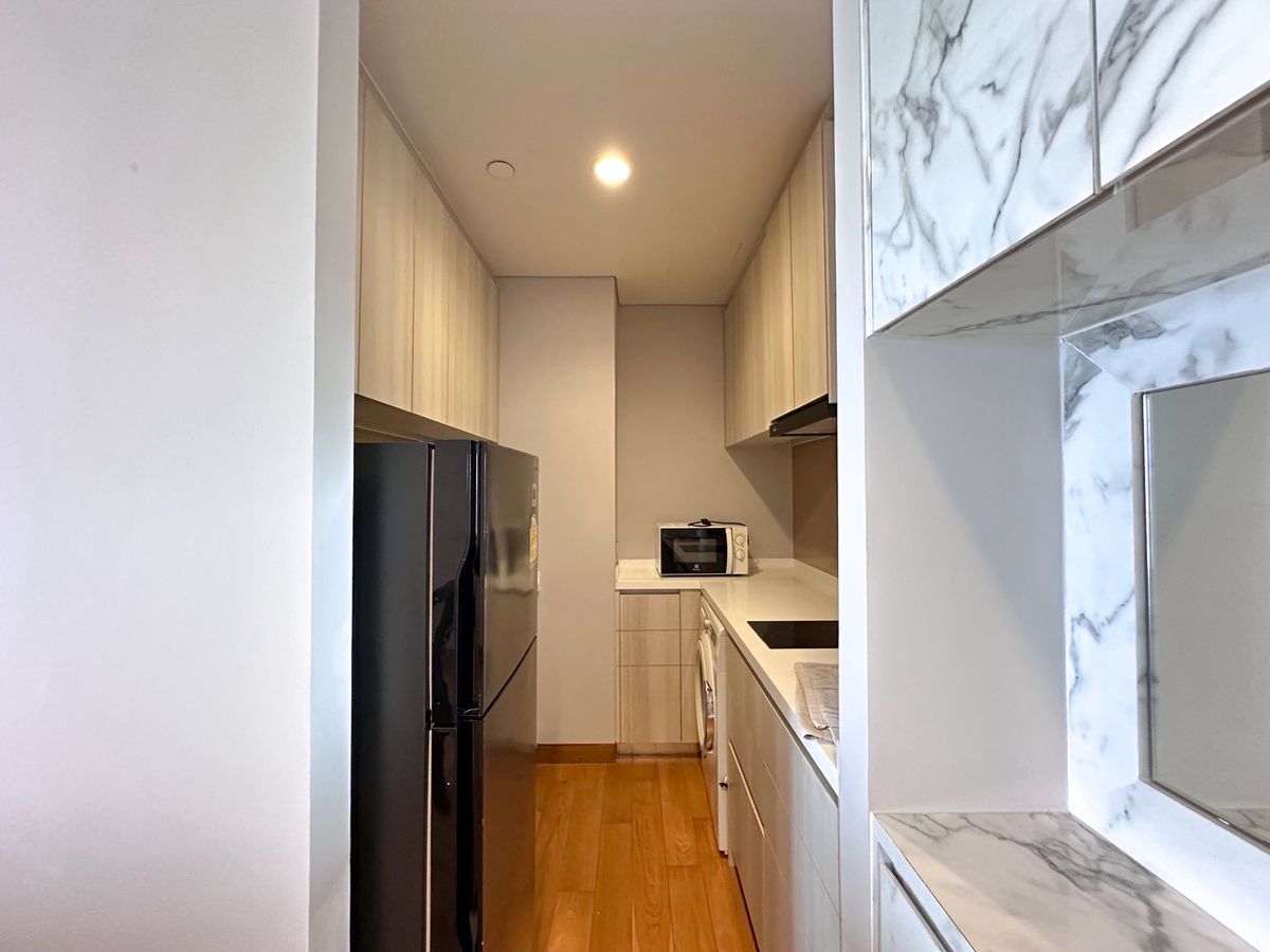 For RentCondoSukhumvit, Asoke, Thonglor : 🔥Urgent Rental🔥 The Lumpini 24, fully furnished and ready to move in, near BTS Phrom Phong.