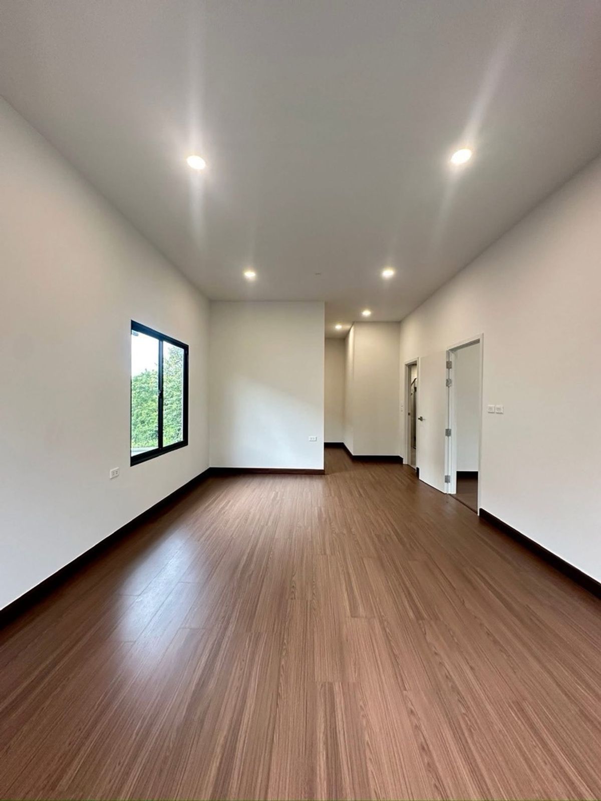 ขายบ้านนนทบุรี บางใหญ่ บางบัวทอง : 🔥ขายด่วน🔥แกรนด์ บริทาเนีย ราชพฤกษ์-แจ้งวัฒนะ บ้านหลังใหญ่ ลานกว้าง พร้อมเข้าพักอาศัยแล้ว ใกล้ Central แจ้งวัฒนะ และ Central Westgate