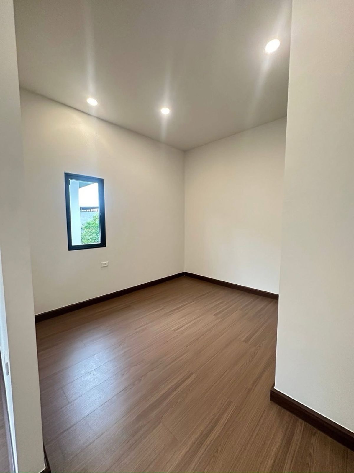 ขายบ้านนนทบุรี บางใหญ่ บางบัวทอง : 🔥ขายด่วน🔥แกรนด์ บริทาเนีย ราชพฤกษ์-แจ้งวัฒนะ บ้านหลังใหญ่ ลานกว้าง พร้อมเข้าพักอาศัยแล้ว ใกล้ Central แจ้งวัฒนะ และ Central Westgate