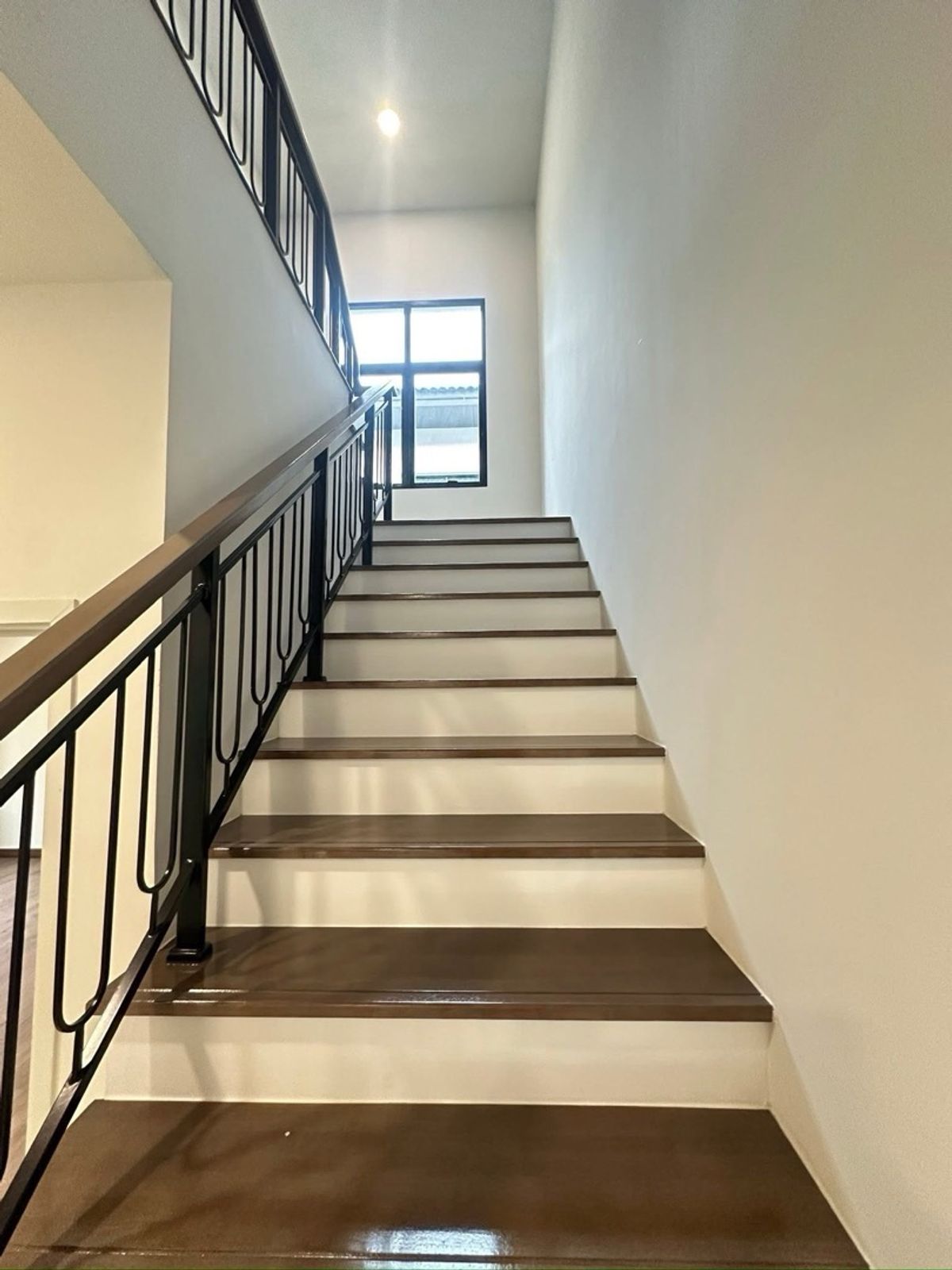 ขายบ้านนนทบุรี บางใหญ่ บางบัวทอง : 🔥ขายด่วน🔥แกรนด์ บริทาเนีย ราชพฤกษ์-แจ้งวัฒนะ บ้านหลังใหญ่ ลานกว้าง พร้อมเข้าพักอาศัยแล้ว ใกล้ Central แจ้งวัฒนะ และ Central Westgate