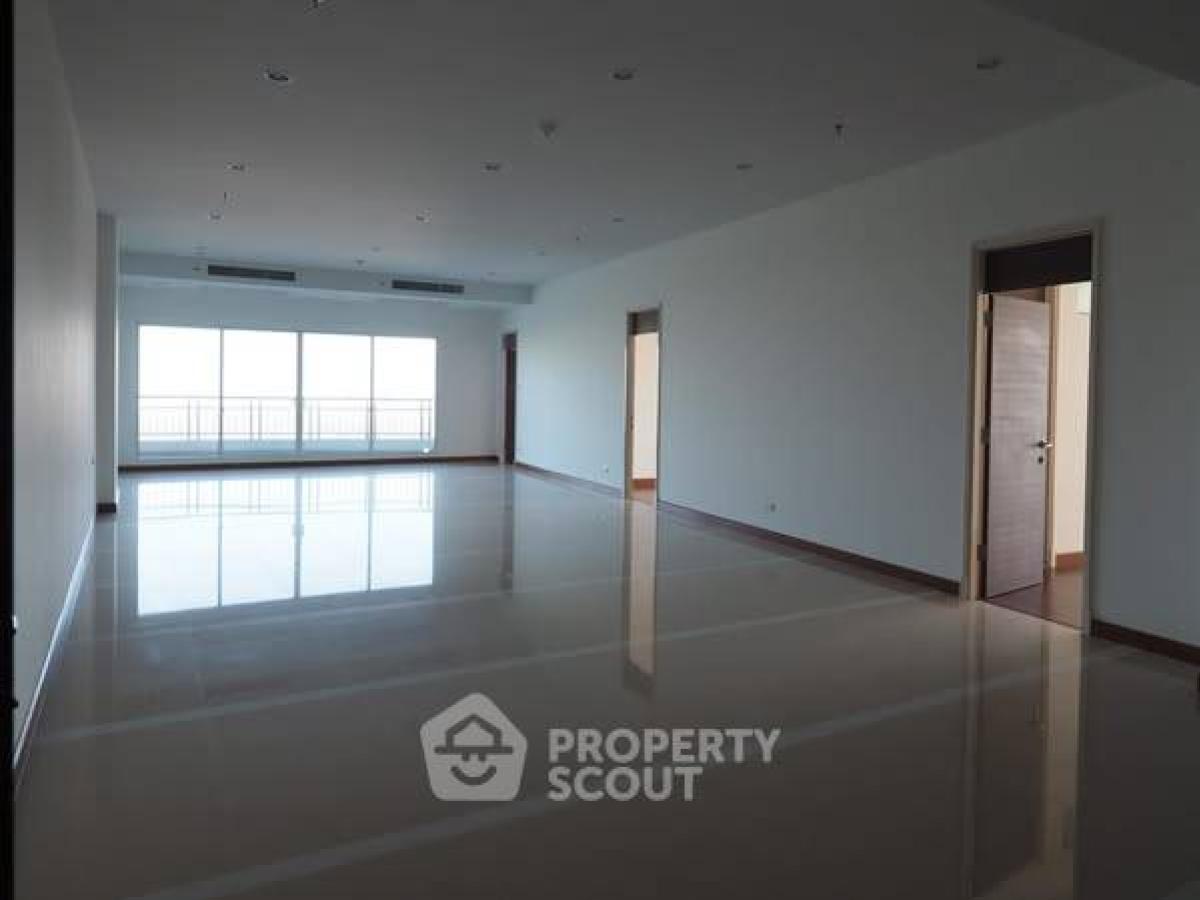 For RentCondoRama3 (Riverside),Satupadit : 4-BR Condo at Supalai Prima Riva Rama 3 - Narathiwas in Chong Nonsi