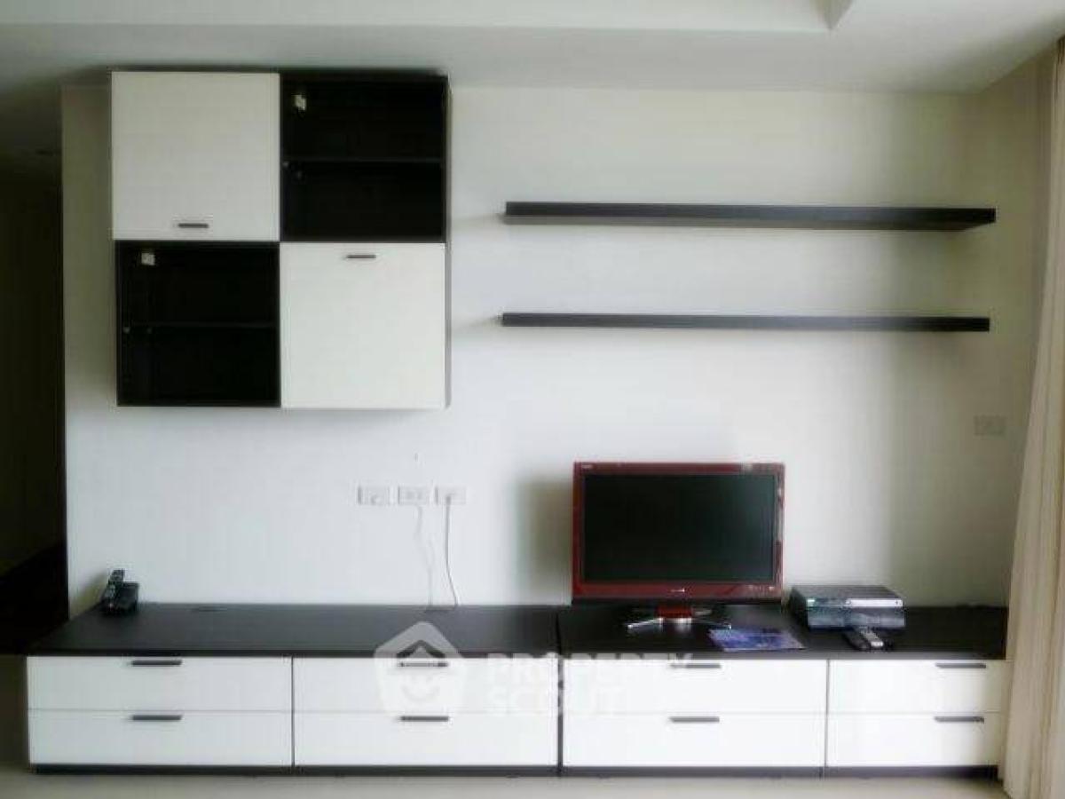 For SaleCondoWitthayu, Chidlom, Langsuan, Ploenchit : 3-BR Condo at Baan Rajprasong Condominium near BTS Ratchadamri