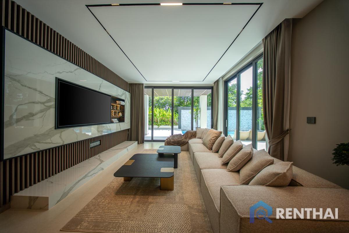 For SaleHousePattaya, Bangsaen, Chonburi : Exclusive 3-Storey Luxury Residence near Na Jomtien Beach