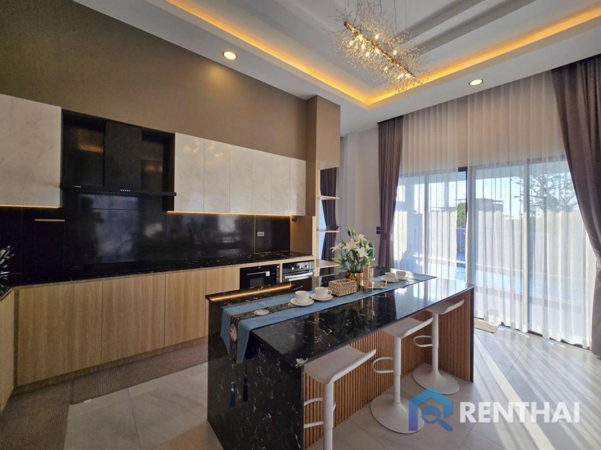 ขายบ้านพัทยา บางแสน ชลบุรี สัตหีบ : สำหรับ ขาย วิลล่า  ที่ โป่ง