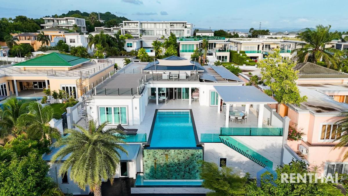 For SaleHousePattaya, Bangsaen, Chonburi : For sale villa  at Siam Royal View