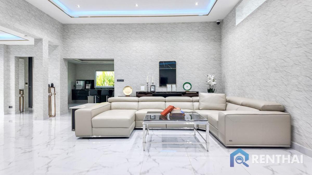 For SaleHousePattaya, Bangsaen, Chonburi : For sale villa  at Siam Royal View