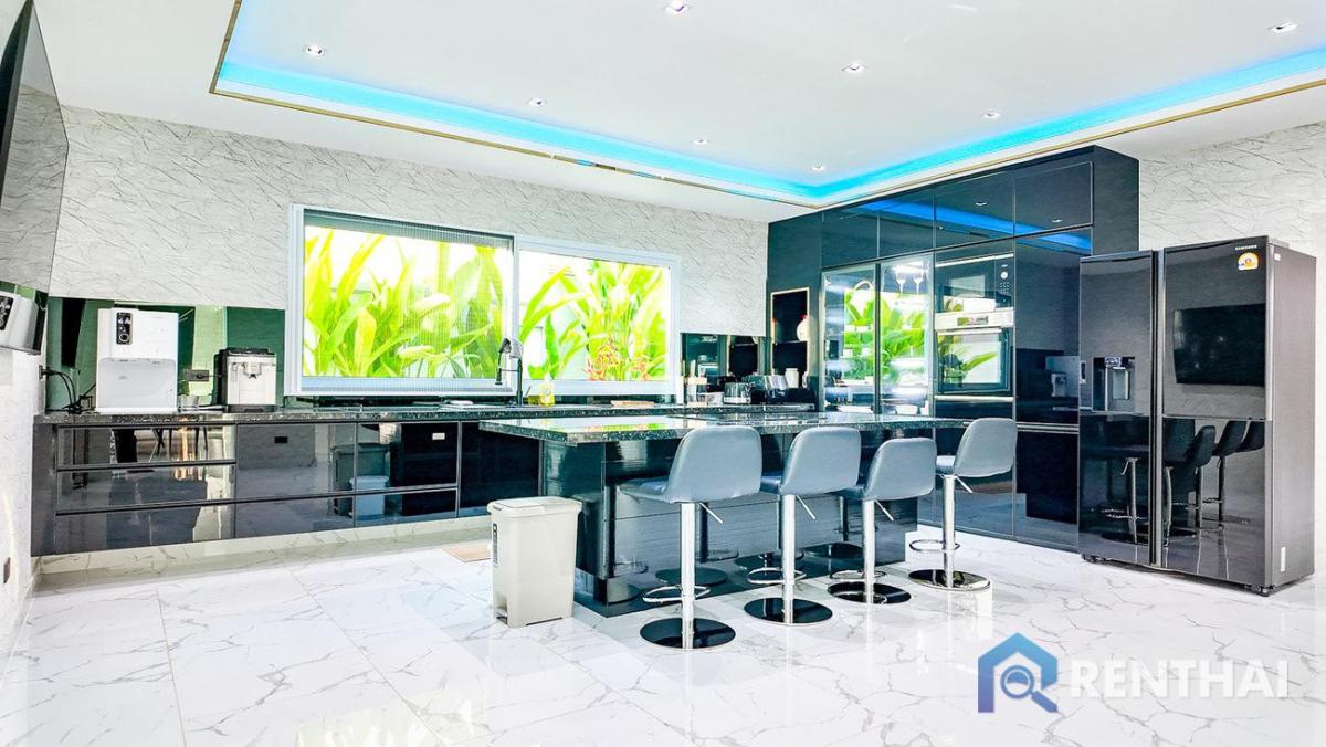 For SaleHousePattaya, Bangsaen, Chonburi : For sale villa  at Siam Royal View