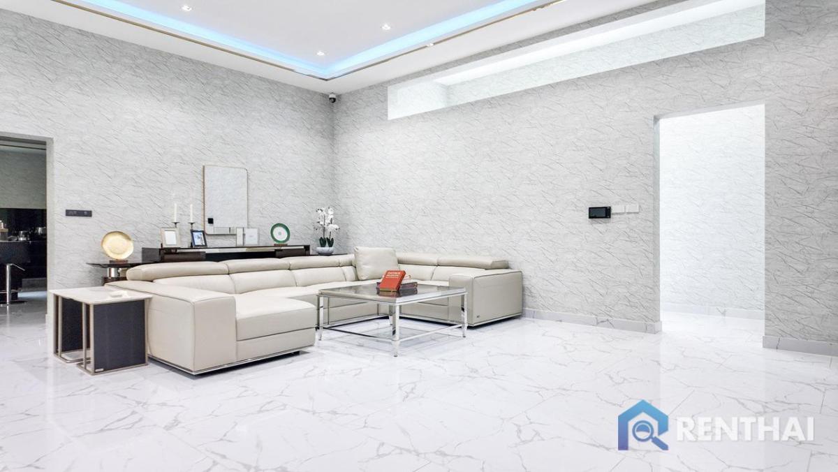 For SaleHousePattaya, Bangsaen, Chonburi : For sale villa  at Siam Royal View