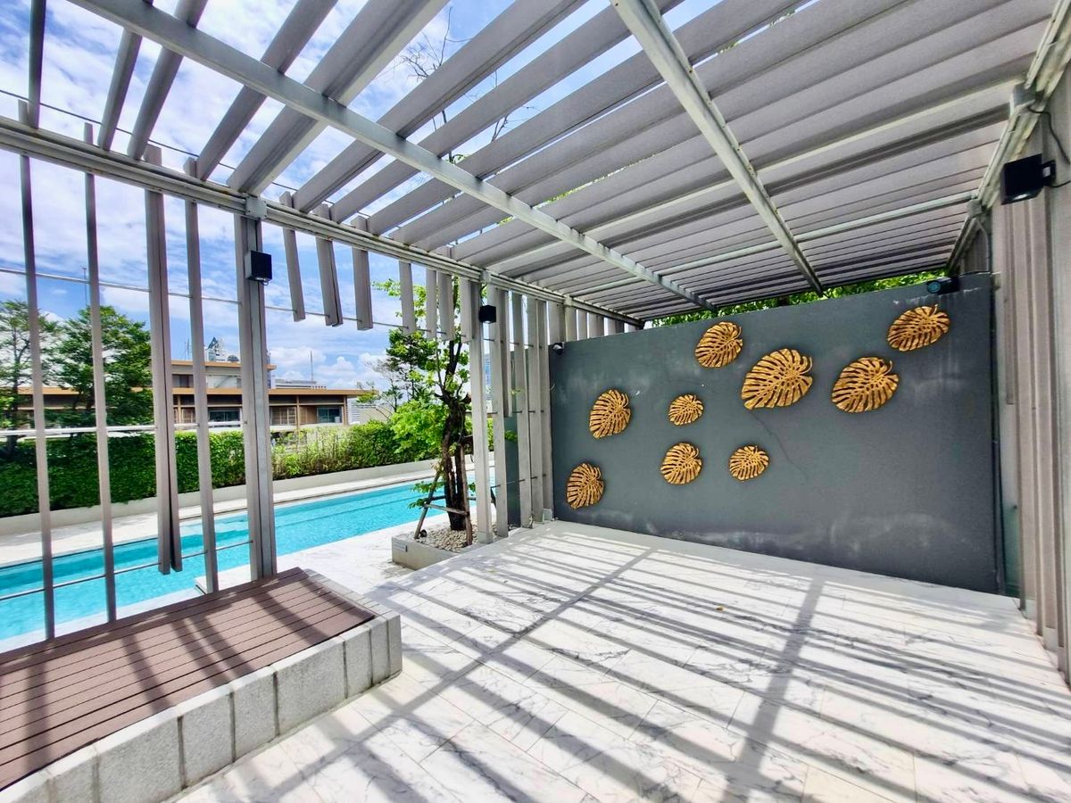 For RentCondoSukhumvit, Asoke, Thonglor : Empty room, decorated very beautifully. Good built-in furniture for rent, 3 bedrooms, 3 bathrooms, Fynn Sukhumvit 31.