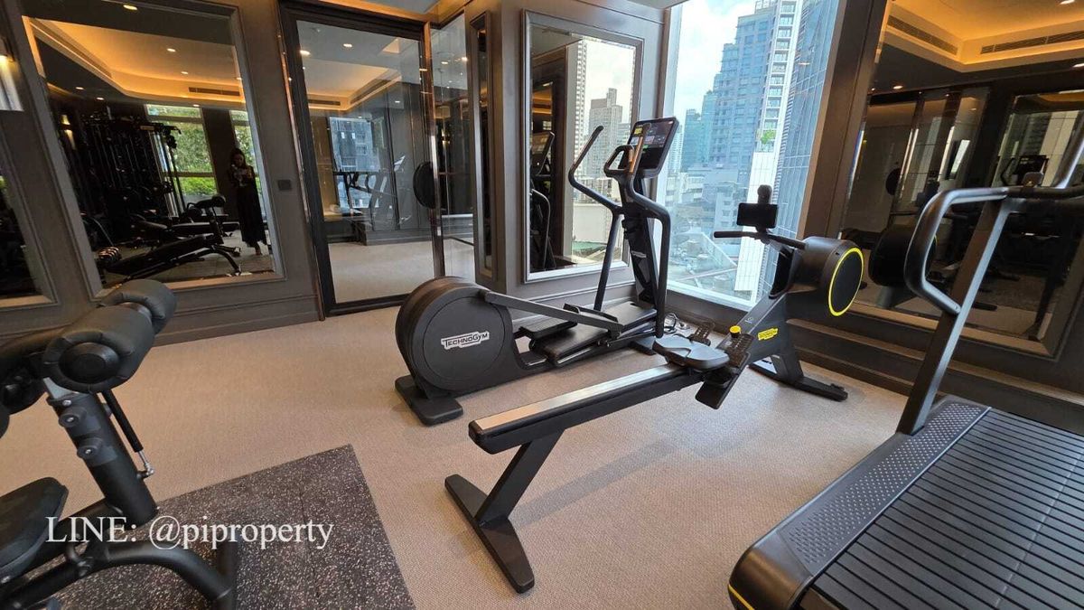 For RentCondoSukhumvit, Asoke, Thonglor : Luxurious French-style, fully-serviced apartment in Thonglor, offering luxurious living at affordable monthly rates.