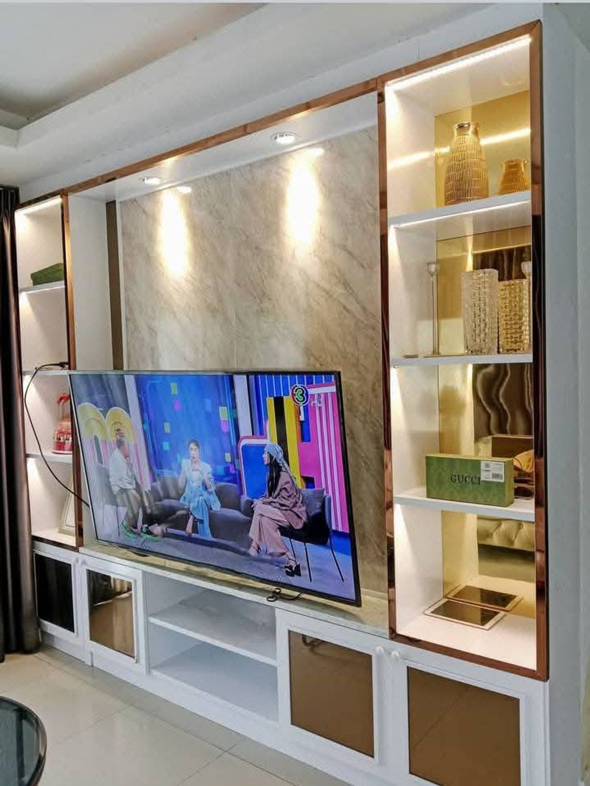 ให้เช่าบ้านนวมินทร์ รามอินทรา : บ้านเดี่ยวให้เช่า ✨ Centro Ramindra-Chatuchot ✨ 4 ห้องนอน 3 ห้องน้ำ เฟอร์นิเจอร์ และ เครื่องใช้ไฟฟ้าครบ 