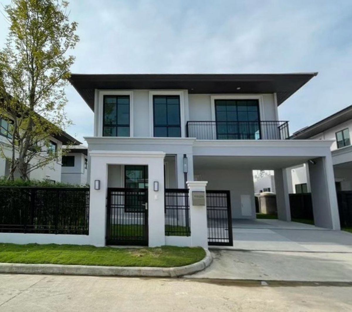 ขายบ้านพัฒนาการ ศรีนครินทร์ : ขาย!!! บ้านเดี่ยว โครงการเศรษฐสิริ พัฒนาการ 87 (Setthasiri Pattanakarn 87)
ตกแต่งสไตล์ Modern Luxury พร้อมอยู่ สภาพใหม่เอี่ยม
