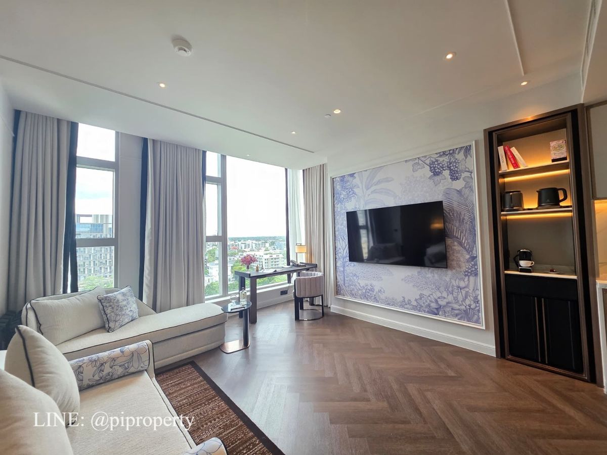 For RentCondoSukhumvit, Asoke, Thonglor : Luxurious French-style, fully-serviced apartment in Thonglor, offering luxurious living at affordable monthly rates.