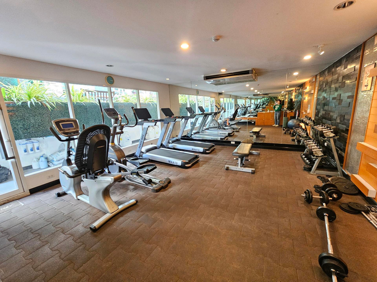 For RentCondoSukhumvit, Asoke, Thonglor : Open room, view pool, 1 bedroom, 1 bathroom, Voque Sukhumvit 16 (Voque Sukhumvit 16)