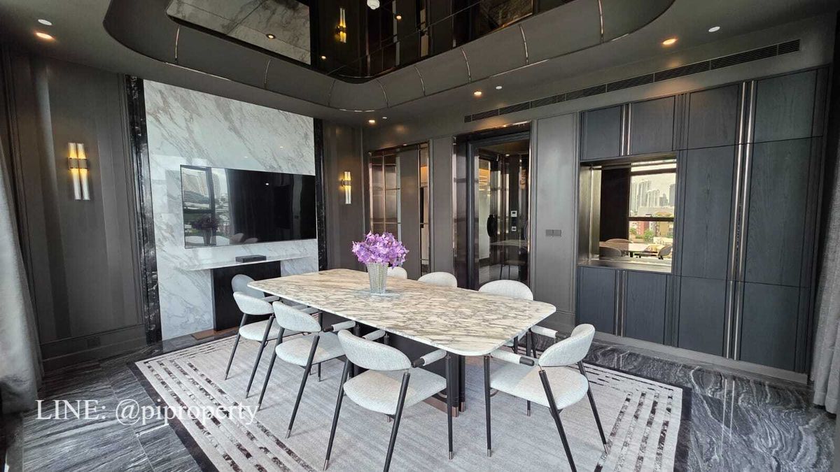 For RentCondoSukhumvit, Asoke, Thonglor : Luxurious French-style, fully-serviced apartment in Thonglor, offering luxurious living at affordable monthly rates.