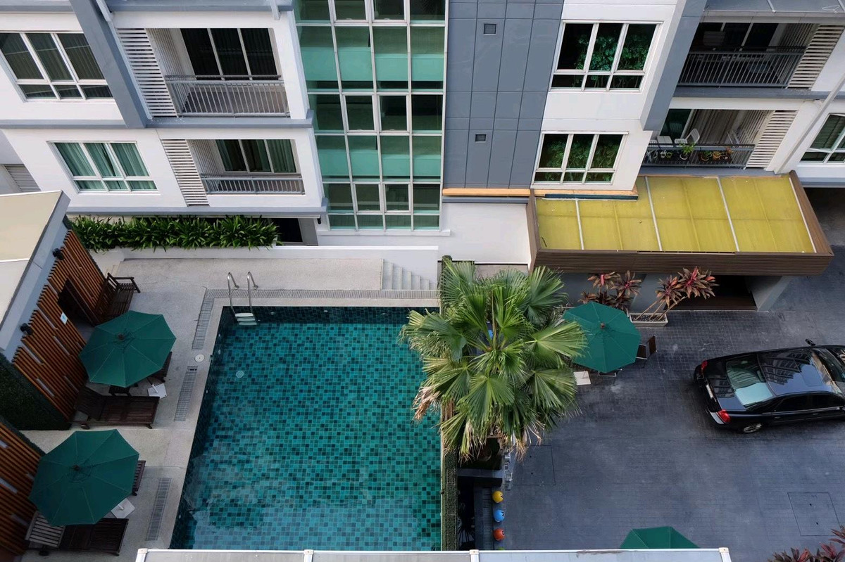 For RentCondoSukhumvit, Asoke, Thonglor : Open room, view pool, 1 bedroom, 1 bathroom, Voque Sukhumvit 16 (Voque Sukhumvit 16)