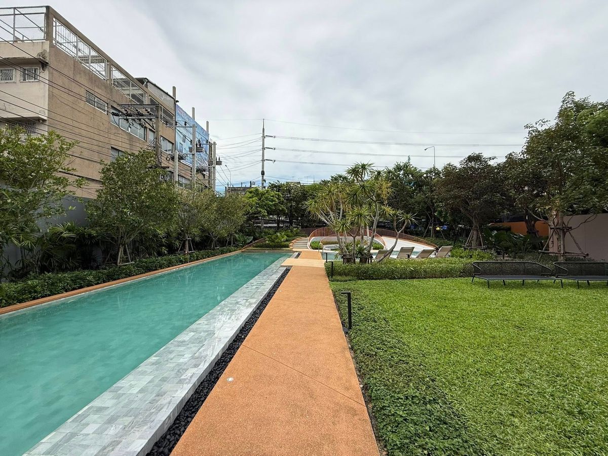 For RentCondoSeri Thai, Ramkhamhaeng Nida : For rent 📍 Ideo Ramkhamhaeng - Lam Sali Station 📍 Fully furnished and equipped, near MRT Lam Sali Intersection