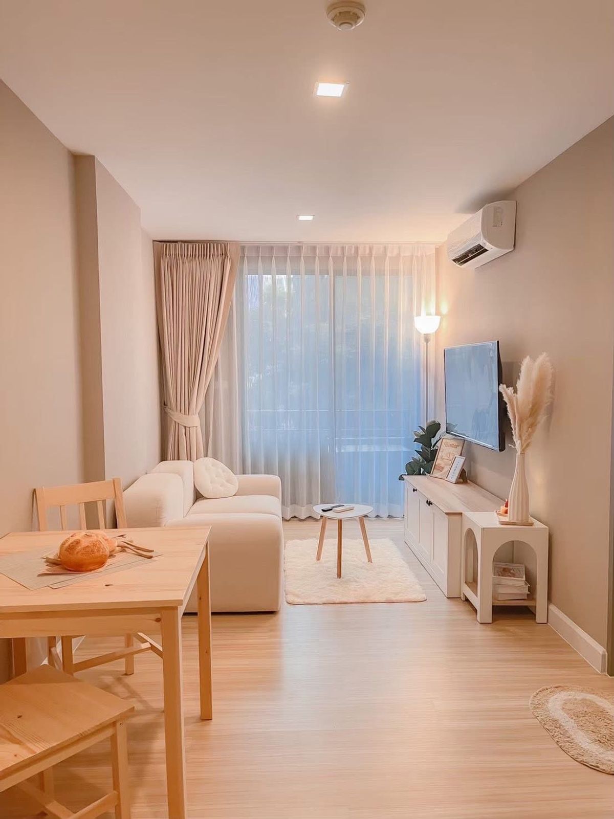 ให้เช่าคอนโดรัชดา ห้วยขวาง : 🏢 ให้เช่า Metro Luxe Ratchada ห้องพร้อมเข้าอยู่ Fully Furnished ตกแต่งทันสมัย สิ่งอำนวยความสะดวกครบ