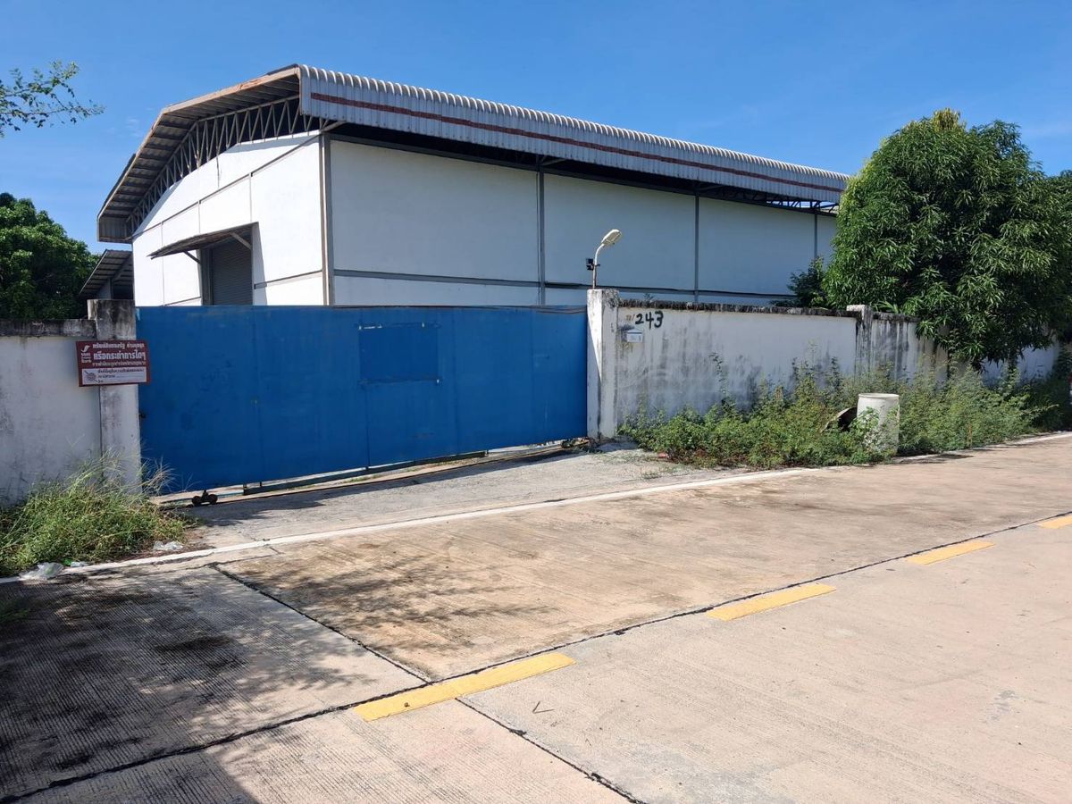 For RentWarehouseSamut Prakan,Samrong : For rent, Bang Phli warehouse, wide area, Bang Phli warehouse, suitable for storage-distribution Big car can enter