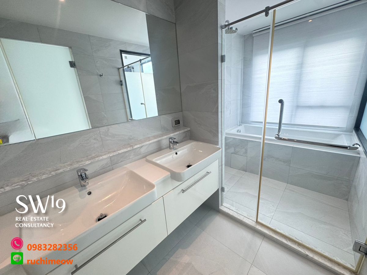 For RentCondoSukhumvit, Asoke, Thonglor : ✨Rear Unit @ Rhythm Ekkamai ✨