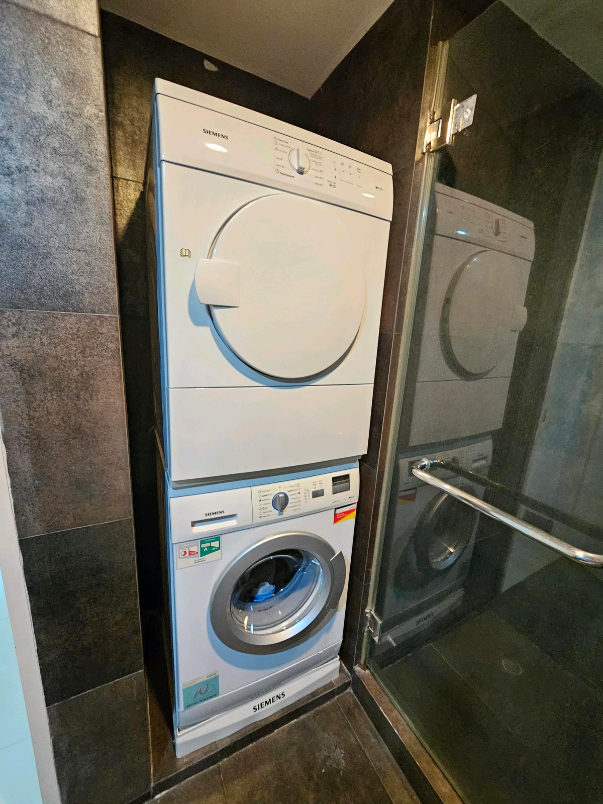 For RentCondoSukhumvit, Asoke, Thonglor : Open room, view pool, 1 bedroom, 1 bathroom, Voque Sukhumvit 16 (Voque Sukhumvit 16)