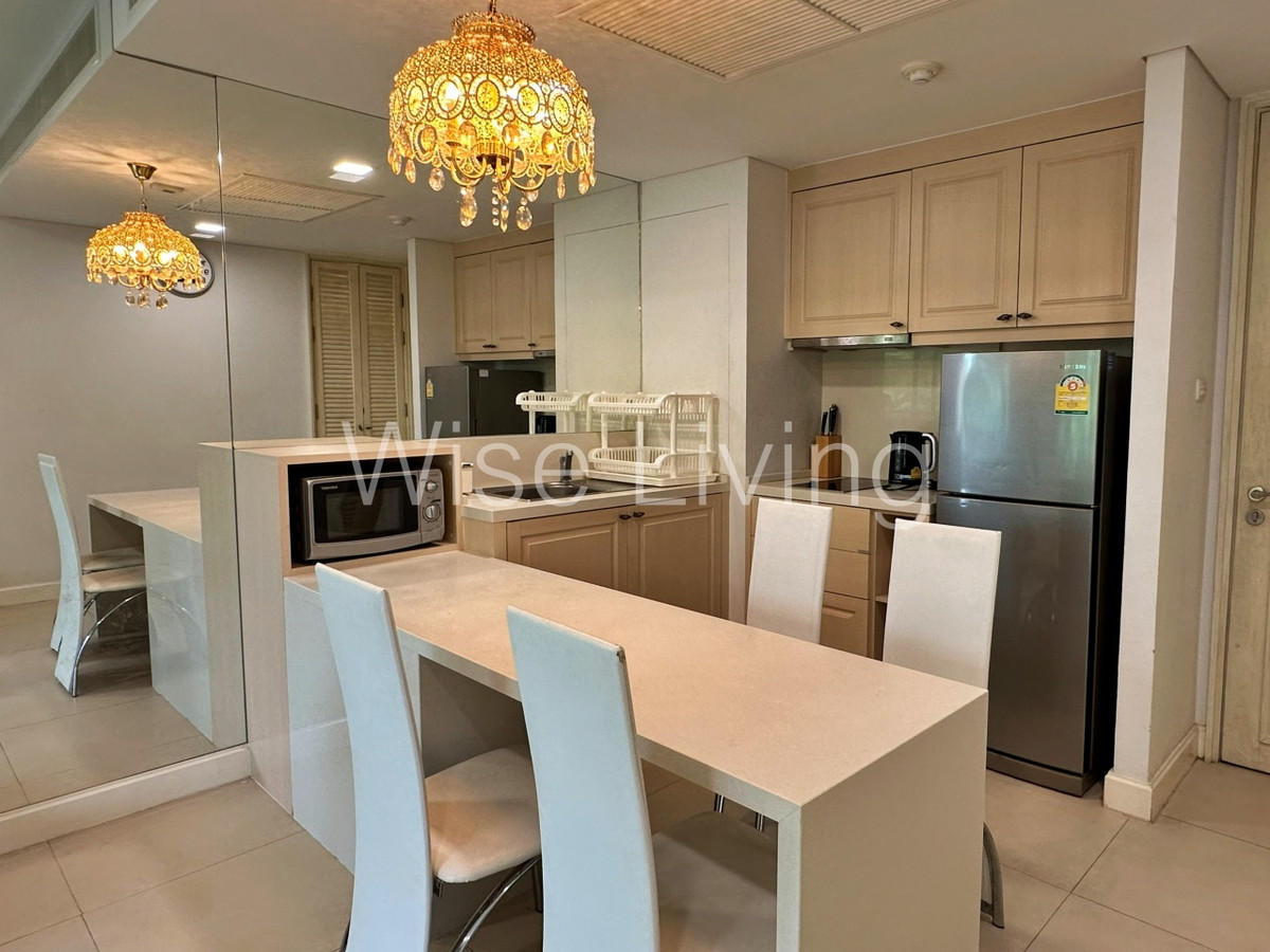 For SaleCondoHuahin, Prachuap Khiri Khan, Pran Buri : Urgent! Condo for Sale Marrakesh Hua Hin, Beachfront, Central Hua Hin