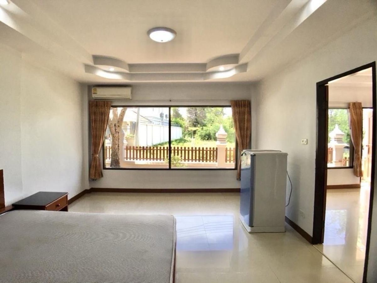 ให้เช่ากิจการโรงแรม & กิจการอพาร์ตเมนต์พัทยา บางแสน ชลบุรี สัตหีบ : เช่ารีสอร์ทเมืองพัทยาพึ่งรีโนเวทใหม่ สไตล์ล้านนา 307 ตร.ว ถนนชัยพฤกษ์ 2 เหมาะทำบ้านพักผู้สูงอายุ ห้องพักรายวัน