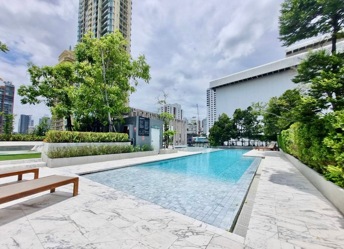 For RentCondoSukhumvit, Asoke, Thonglor : Empty room, decorated very beautifully. Good built-in furniture for rent, 3 bedrooms, 3 bathrooms, Fynn Sukhumvit 31.