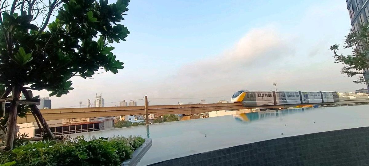 ขายคอนโดลาดพร้าว101 แฮปปี้แลนด์ : ขายด่วน คอนโด สองชั้น สวยหรูดูดี น่าอยู่น่าอาศัย