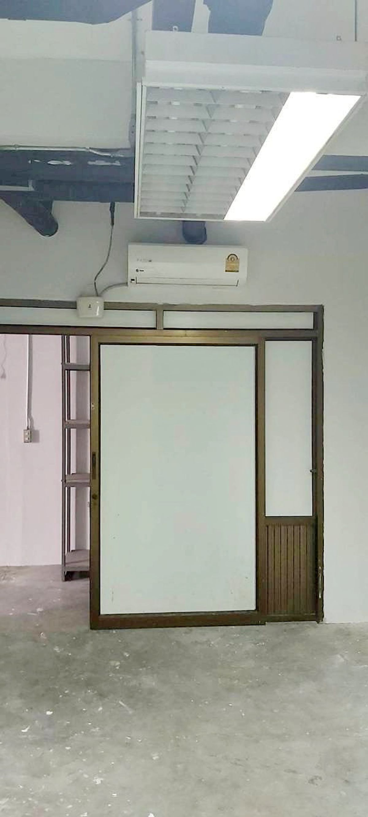 ให้เช่าทาวน์โฮมรัชดา ห้วยขวาง : HK0599♛ให้เช่า ทาวน์เฮ้าส์ 5 ห้องนอน⚝รัชดา-ห้วยขวาง♜MRTสุทธิสาร∞099-5919653,065-9423251▚Line@sureresidence