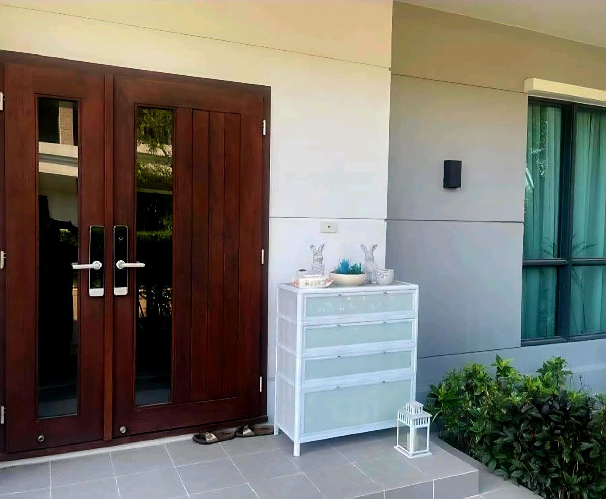 HouseMin Buri, Romklao : 🏡✨ For sale/rent — The City Rama 9 – RamkhamhaengLuxurious 2-storey detached house, brand new condition. Ready to move in immediately!