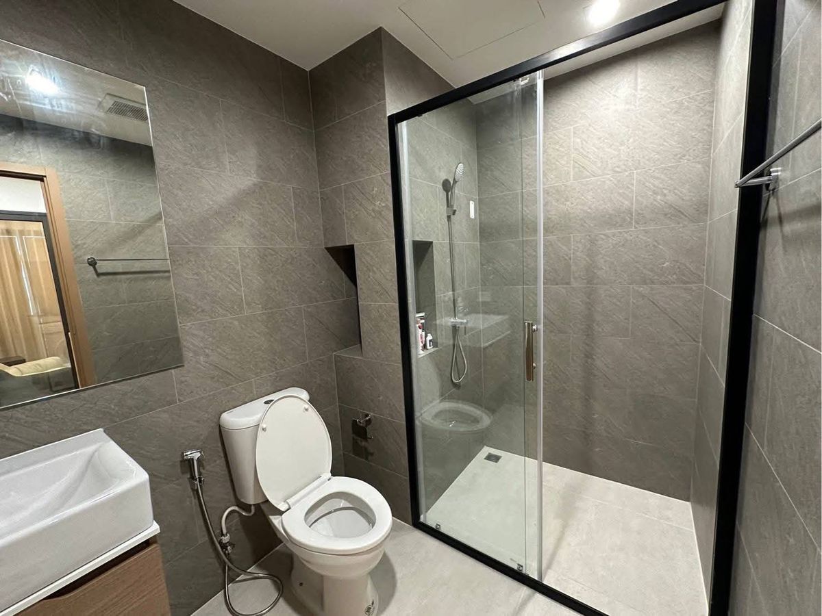 For RentCondoRamkhamhaeng, Hua Mak : For rent ✨ The Livin Ramkhamhaeng ✨ near MRT Interchange Lamsalee, fully furnished and equipped with appliances