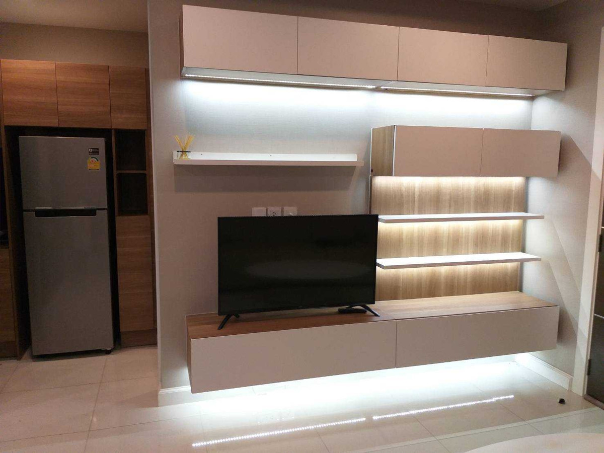 ***ให้เช่าเดอะเมโทรโพลิส สำโรง คอนโดมิเนียม 1 ห้องนอน 1 ห้องน้ำ 35 ตร.ม. ชั้น 2 อาคาร C เฟอร์ครบ พร้อมเข้าอยู่ ปล่อยเช่า 12,000 บาท/เดือน Loading...