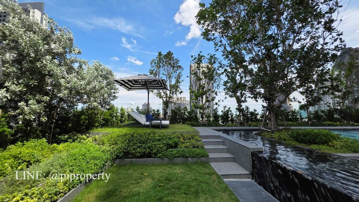 For RentCondoSukhumvit, Asoke, Thonglor : Luxurious French-style, fully-serviced apartment in Thonglor, offering luxurious living at affordable monthly rates.